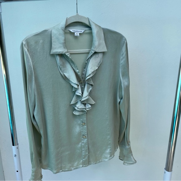 St. John 100% Silk Sage Green Front Ruffle Button Down Blouse Size 6
